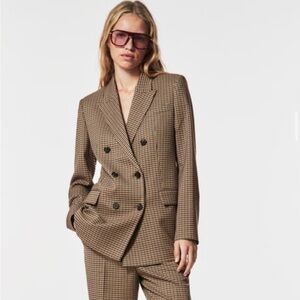 Zara Straight Cut Double Breasted Blazer